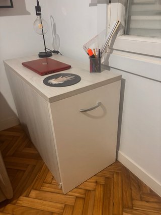 Escritorio moderno antideslizante