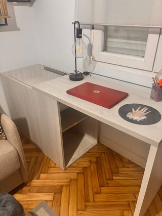 Escritorio moderno antideslizante