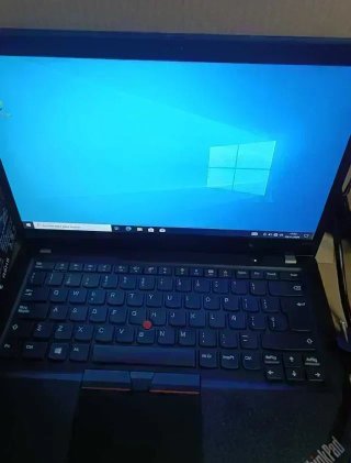 Portátil Lenovo T490S i7 8a 32Gb RAM 256Gb SSD 14"