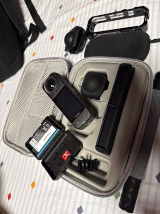 Insta360 Negra muy Poco uso, es el bumble