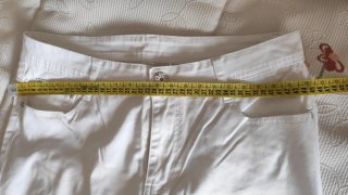 Pantalón vaquero blanco