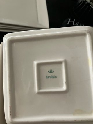 Total 23  Piezas Cuadradas Porcelana Irabia Blanco
