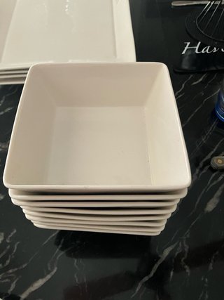 Total 23  Piezas Cuadradas Porcelana Irabia Blanco
