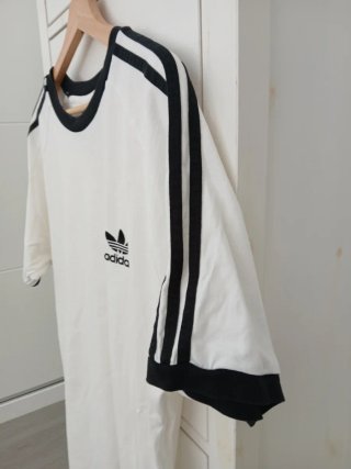 Camiseta Adidas Originals Blanca. Talla L