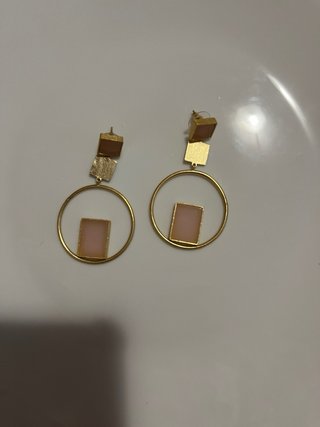 Orecchini cerchio oro con inserto rosa