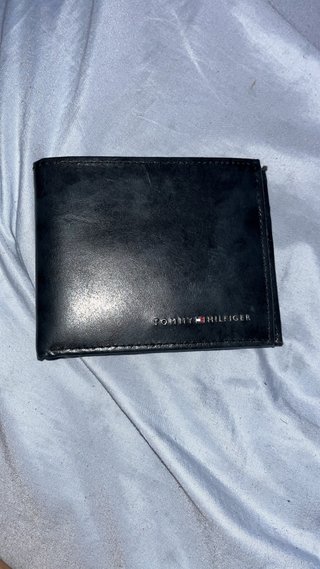 Cartera Tommy Hilfiger Negra