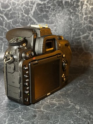 Nikon D750 Full Frame + Grip + Caja Original