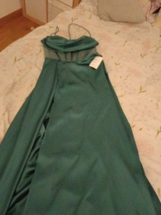 Vestido invitada verde azulado