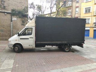 Camión Mercedes Sprinter 412