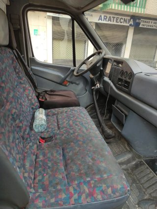 Camión Mercedes Sprinter 412