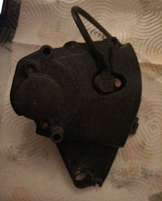 Tapa Piñón Suzuki GSXR 600 K4-K5