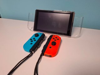 Nintendo Switch + Super Mario Wonder e Custodia