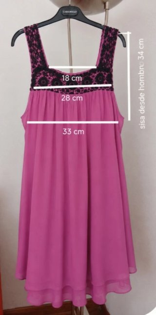 Vestido rosa con detalles negros