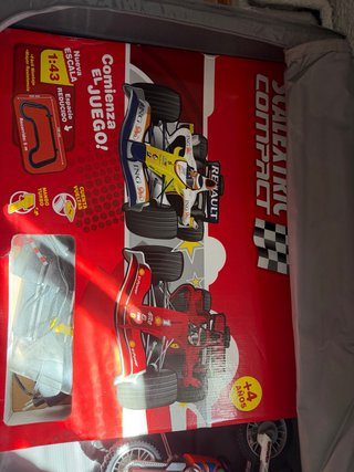 Scalextric Compact Renault y Ferrari +4 años