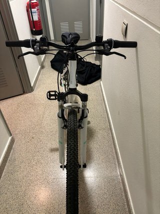 Bicicleta Rockrider ST100 Blanca