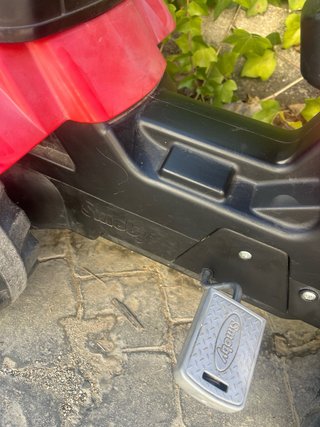 Tractor de Juguete Rojo