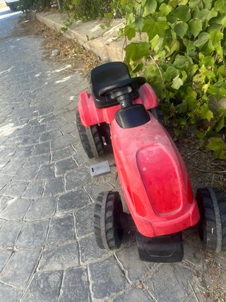 Tractor de Juguete Rojo