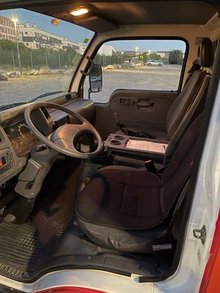 Nissan Cabstar 2006