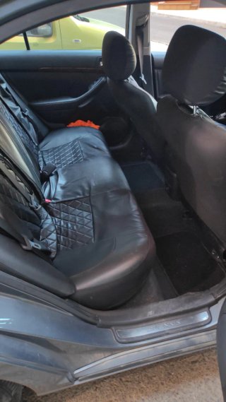 Toyota Avensis 2004