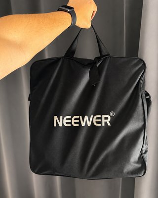 Aro de Luz NEEWER 18” con Trípode