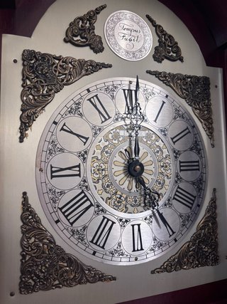 Reloj de pie clásico madera. RECOGIDA EN ALMERIA.