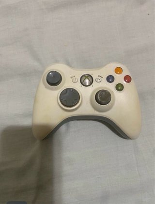 Xbox 360 Blanca + 6 Juegos