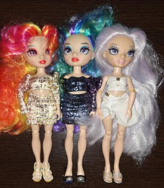 Lote 9 muñecas Rainbow High