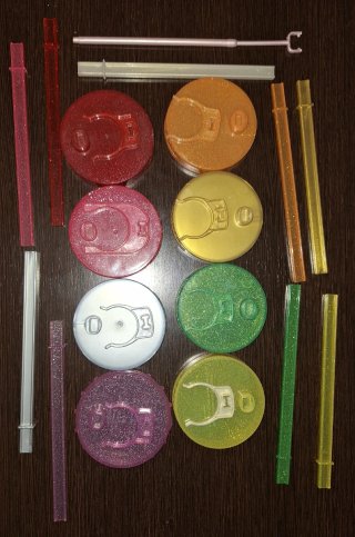 Lote 9 muñecas Rainbow High