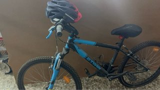 Bicicleta BTWIN azul casi sin usar