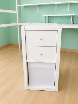 Cajonera o mesita blanca Ikea