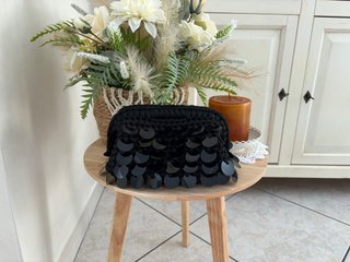 Pochette nera con paillettes
