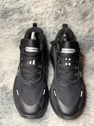 Nike Zoom Vomero Plus nere 42.5