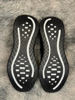 Nike Zoom Vomero Plus nere 42.5