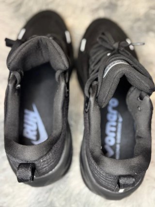 Nike Zoom Vomero Plus nere 42.5
