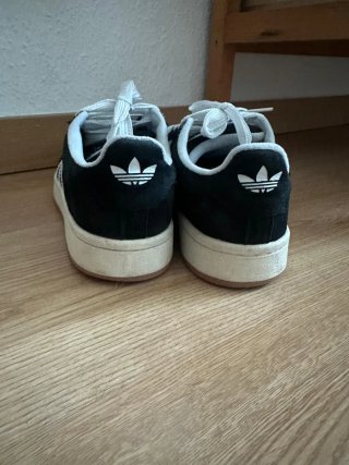 Adidas Campus Negras y Blancas