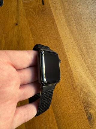 Apple Watch SE 3 44mm (GPS) + extra