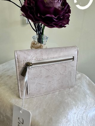 Billetera beige