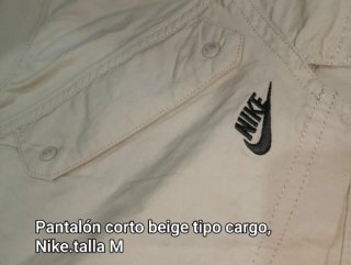 Pantalones cortos cargo Nike beige talla M