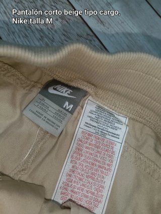 Pantalones cortos cargo Nike beige talla M