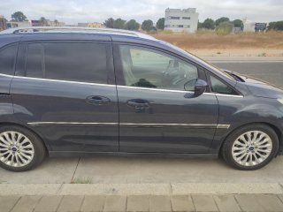 Ford Grand C-MAX 2011