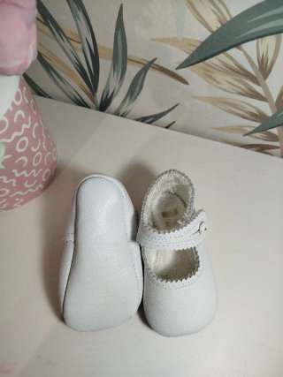 Merceditas blancas bebé Cuquito talla 17