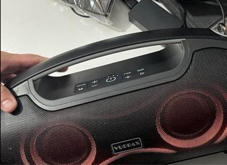 Altavoz Bluetooth luces LED RGB - Nuevo