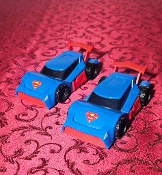 Macchinine Superman-McDonald's Happy Meal 2016-DC