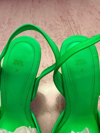 Zapatos de tacón Stiletto verde fosforito