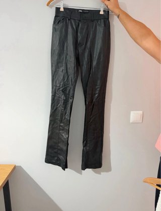 Conjunto Top Blanco y Pantalón Negro