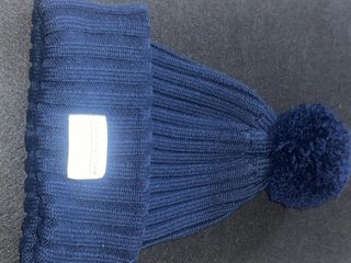 Gorro H&M azul con pompón