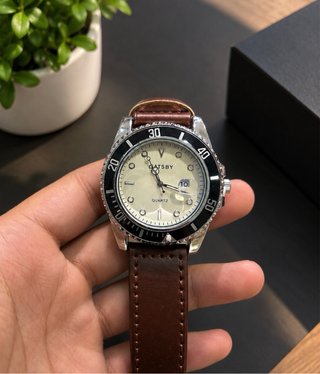 Reloj Gatsby Cuarzo Marrón y Plateado