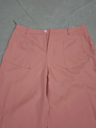 Pantaloni arancioni ampi