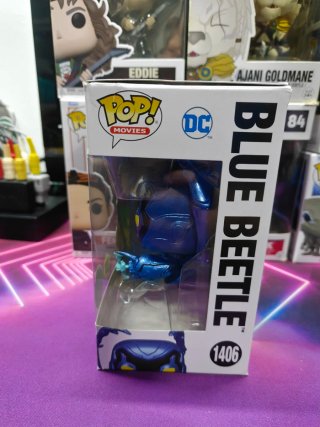Funko Pop! Blue Beetle 1406 DC Comics *Glows*