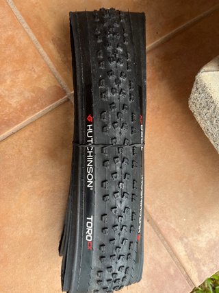 Cubierta Ciclocross Hutchinson TORO CX 700x33